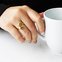 Anillo Abrazo Infinito Ajustable